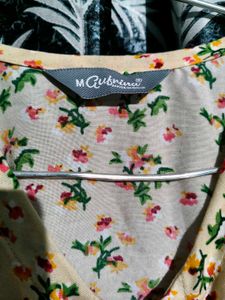 Gufrina Floral Print Kurta M