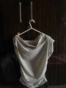 Savana Asymmetric Off-Shoulder Top💗