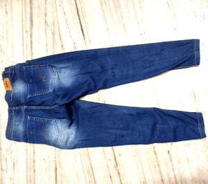 Woman Blue  Jeans, Size 28 , No Flaws , Good Condi
