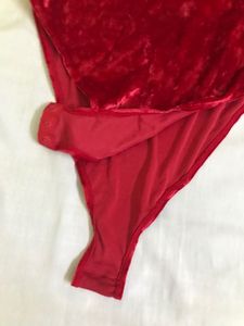 H&amp;M Divided Velvet Bodysuit Eur S