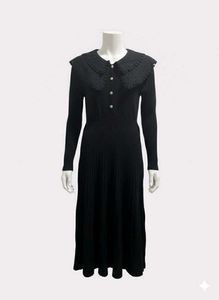 Elegant Black Knit Midi Dress