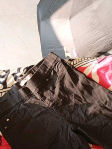 black Jeans
