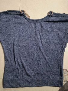 trendy top