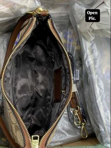 COACH NEW MODEL ZIPPER SLING WITHOUT BOX