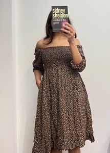 Square Neck+ Off Shoulder Smoked Midi Dress