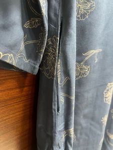 Grey N Gold Print By Avaasa.