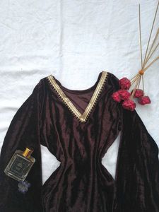 Winters Corset Back Elegant Kurti🤎