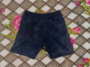 Supreme Unisex Short Original