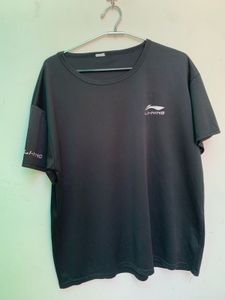 Lining dry fit tshirt