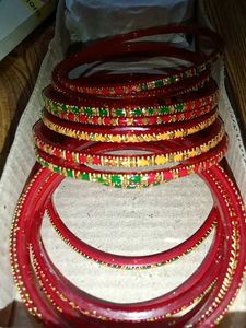 Red Glass Bangles