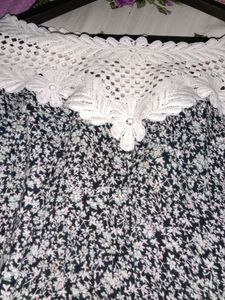 FLORAL PRINT CROP TOP