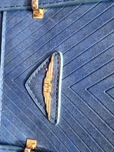 AUTHENTIC LINO PERROS SLING BAG