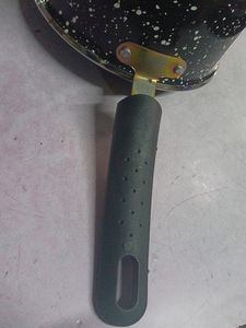 Heavy Non Stick Souce Pan .