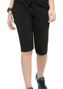 Women Black Capri
