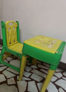 Kids Table &amp; Chair Set