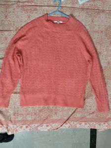 Uniqlo Original Sweater