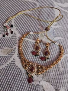 Mehrun  Nack Set Usd 1 Time