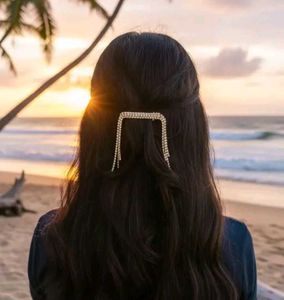 Rhinestone Hair Clip