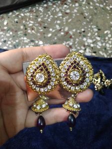 Golden Earings Set