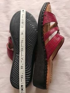 Stylish Red Flats
