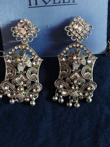 One necklace,  A Pair Of Earring