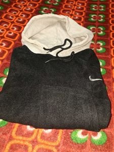 Nike Two-Tone Cropped Hoodie