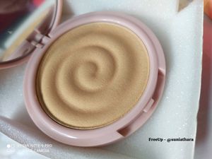 Myglamm K. Play Melon Highlighter