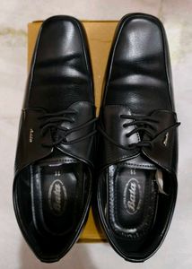 Bata Formal Black Shoes
