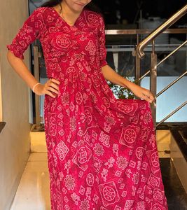 Elegant Ethnic Gown XS