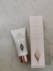 Charlotte Tilbury Wonder Glow Primer