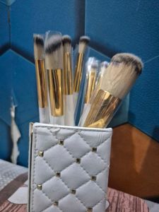 BH Cosmetics Brush Set