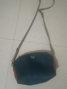 Sling Bag