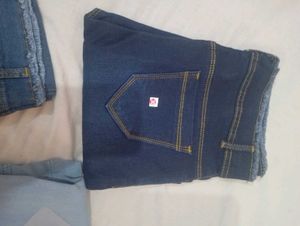 Trio of Women&#39;s Denim Jeans: Sizes 30,32