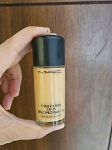 Original MAC Studio Fix Fluid Shade NC 35