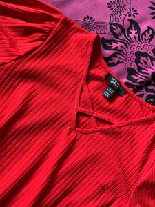 Cute Red Crop Top //Made In Turkey //Size ;xs Can Fit S As Well //criss Cross Look On Front Giving A Cute Look