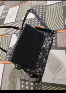 Combo Of 2  Flip Sling Bag Akiriti Brand And Purs