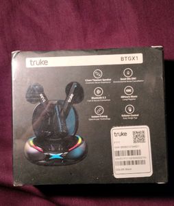 I TRUKE NEW EARBUDS