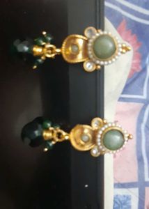 Sage Plus Bottle Green Necklace Set With Earrings
