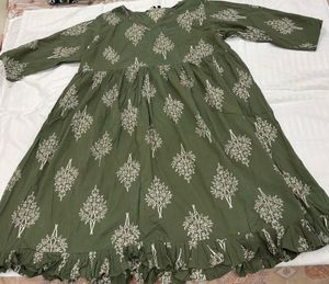 Green Print Cotton Dress/Kurta with Ruffle Hem