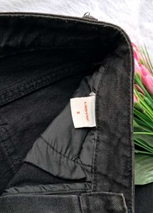 Urbanic Embroidered Wide Jeans