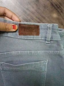Gray Denim Jeans With Duptta
