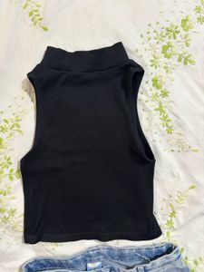 Azorte Crop Top