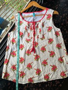 Peach Floral flowy top