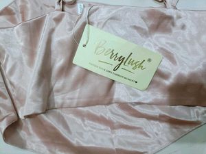BERRYLUSH WOMEN SOLID Corset Shaped Top