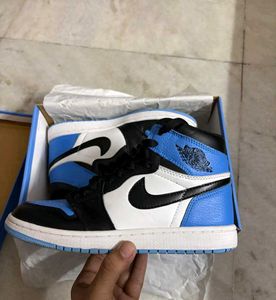 Nike Air Jordan 1 High UNC TOE