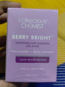 Conscious Chemist Berry Bright Mask