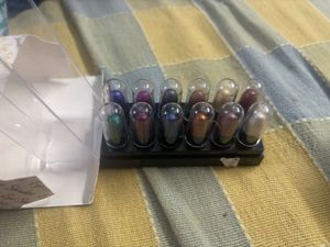 Multicolor mini Shimmer Eye Shades