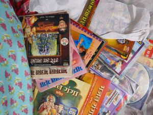 Cds Available For Art Total 40