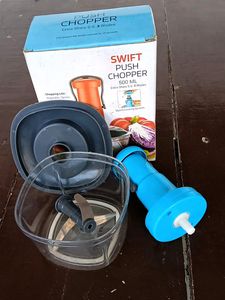 PUSH CHOPPER 650 ML 3 Blades Stylish Locking Systm