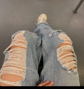 Baggy Cuts Jeans